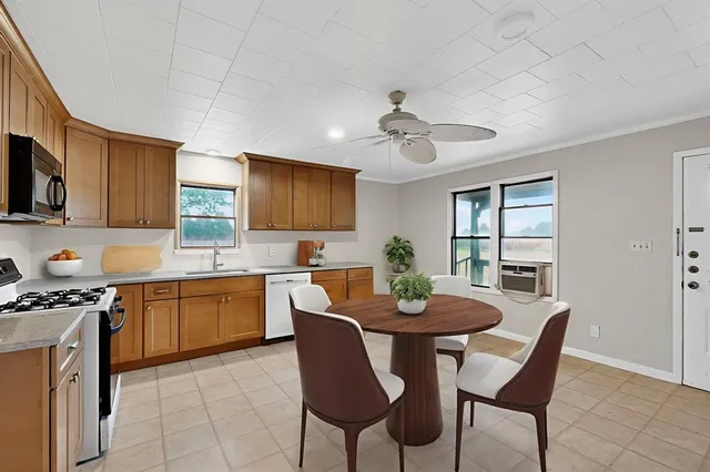 $2,500 | 6585 County Road 179, Celina, TX 75009