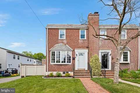 $300,000 | 1811 Sycamore Street, Wilmington, DE 19805