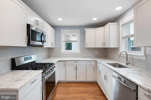 $300,000 | 1811 Sycamore Street, Wilmington, DE 19805