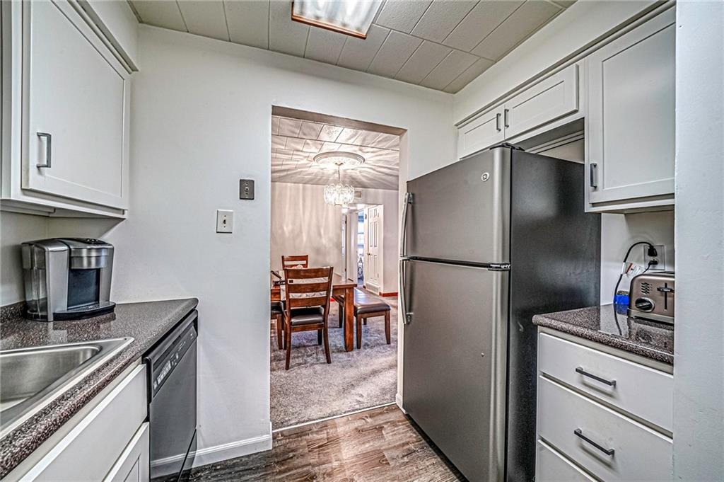 205 Coraopolis Road, Unit 4C Coraopolis, PA 15108 - Photo 4 of 29 Gallery Image 4