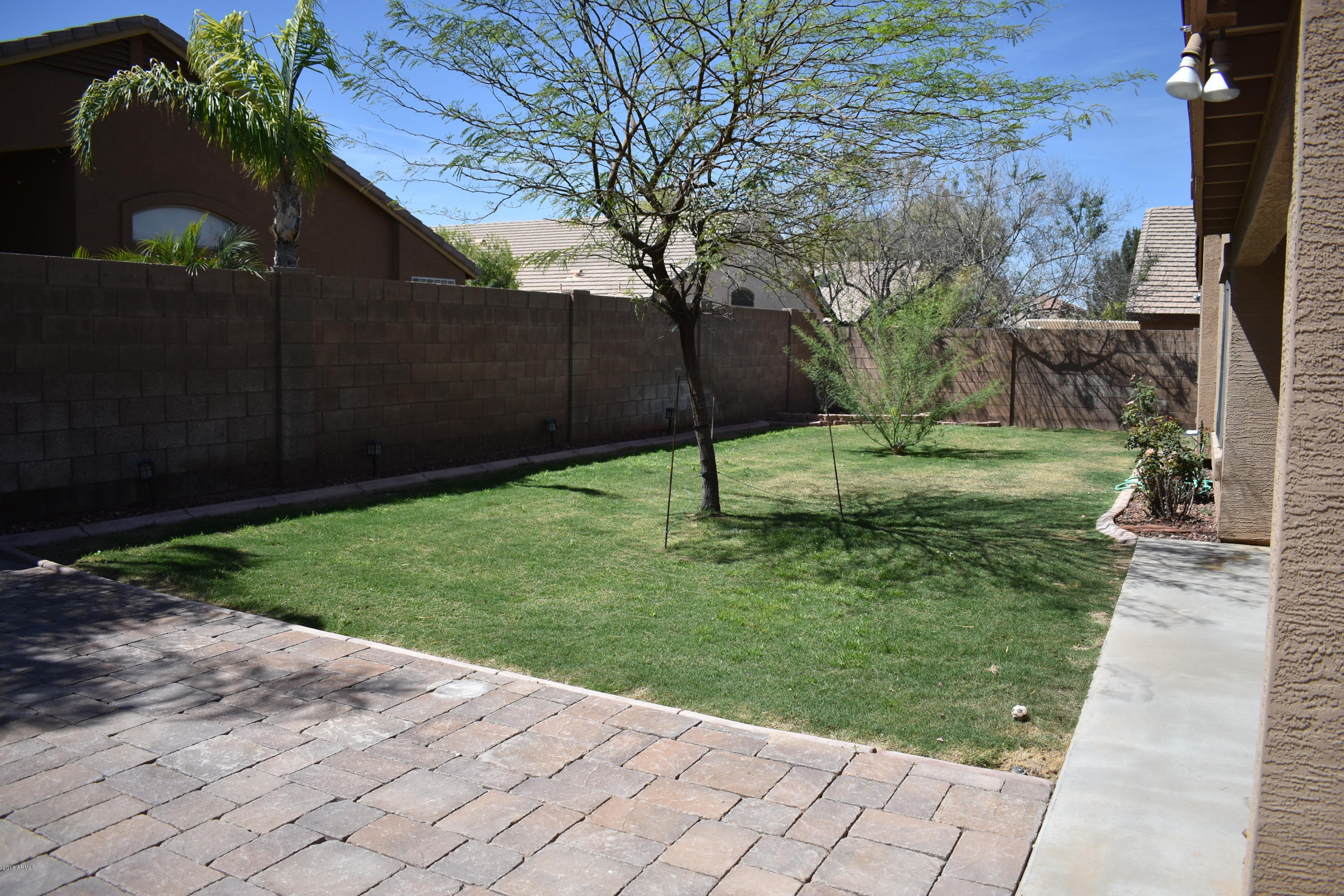 3927 East Bautista Road Gilbert, AZ 85297 - Photo 5 of 37 DSC_0016