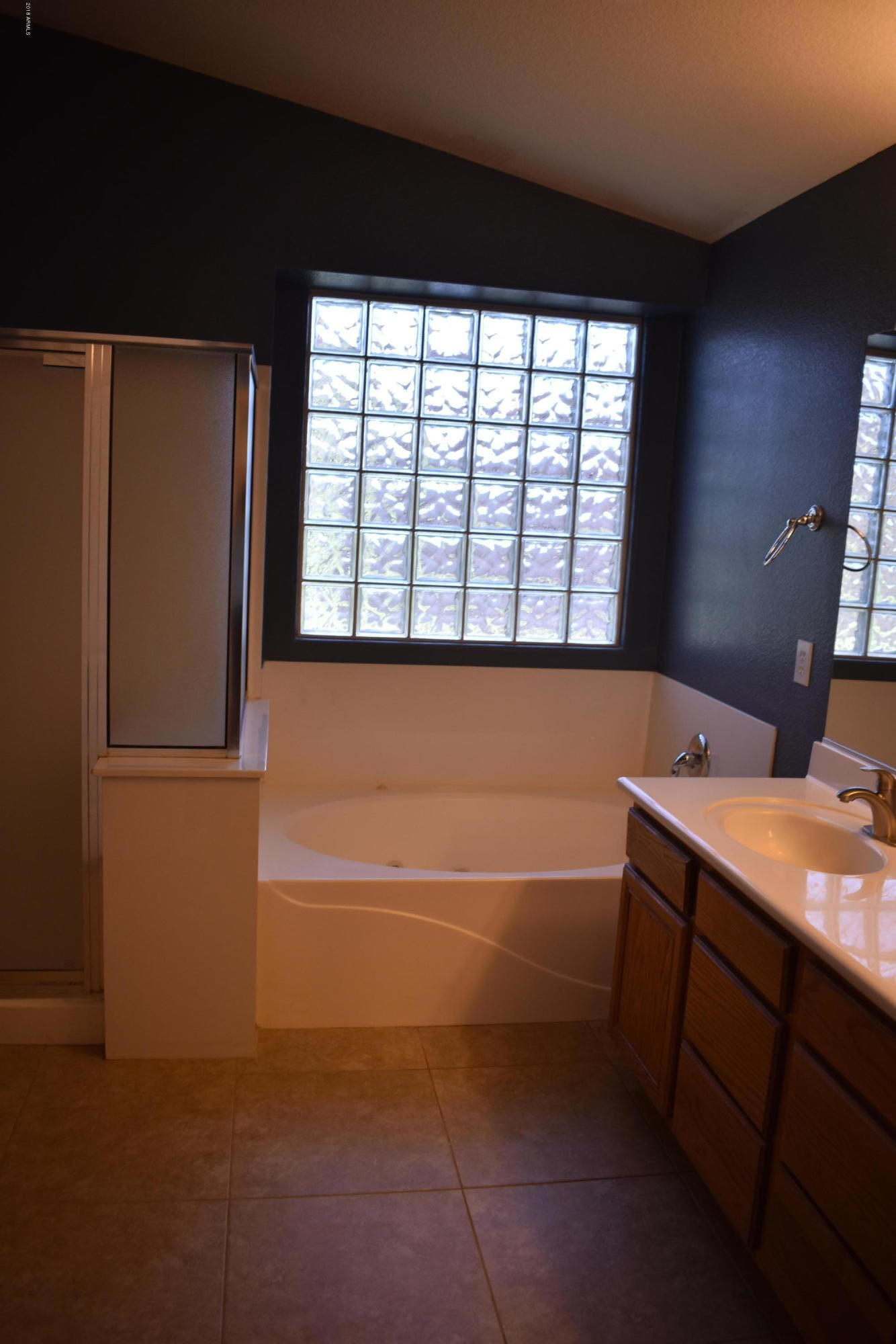 3927 East Bautista Road Gilbert, AZ 85297 - Photo 10 of 37 DSC_0028