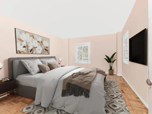 $129,000 | 4 Fordham Hill Ovl, Unit 8D | University Heights