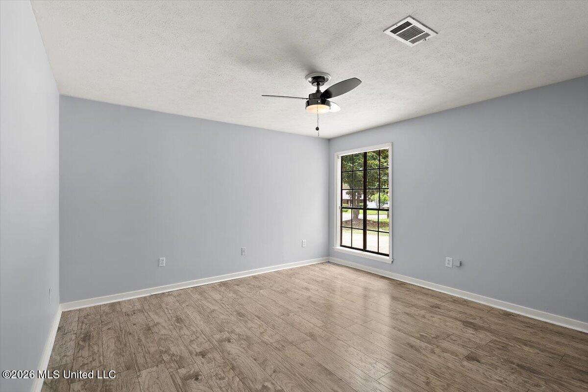 5209 Sycamore Drive Jackson, MS 39212 - Photo 12 of 31 12-HTP_6905