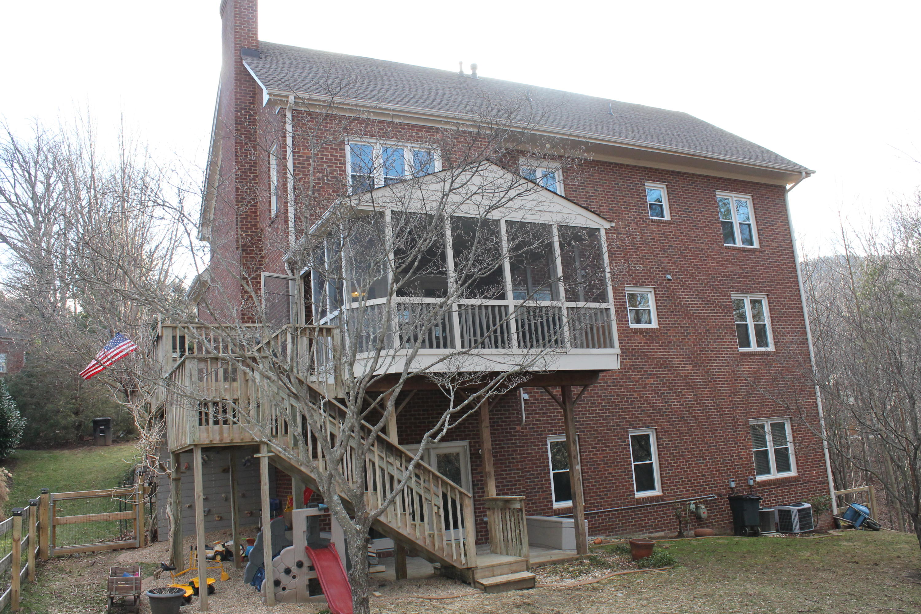 6715 Fairway Ridge Road Roanoke, VA 24018 - Photo 31 of 35 a front view of a house with a yard