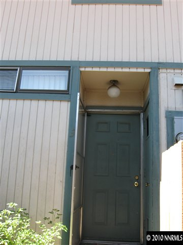 857 Nutmeg Place, Unit 3 Reno, NV 89502 - Photo 1 of 4 Photo 1