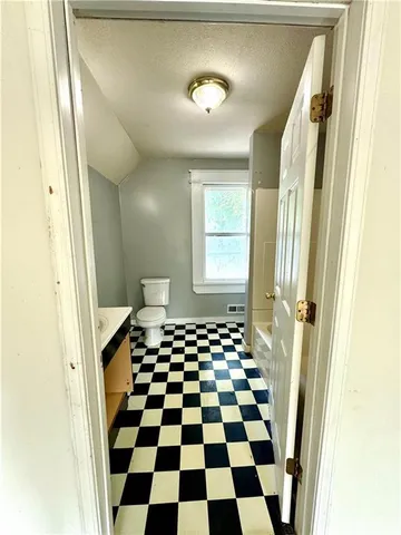 $113,900 | 736 Brown Avenue, Osawatomie, KS 66064