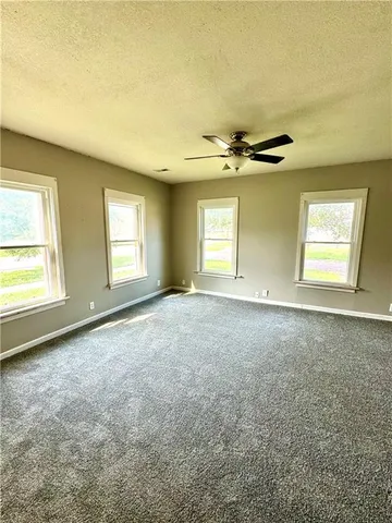 $113,900 | 736 Brown Avenue, Osawatomie, KS 66064