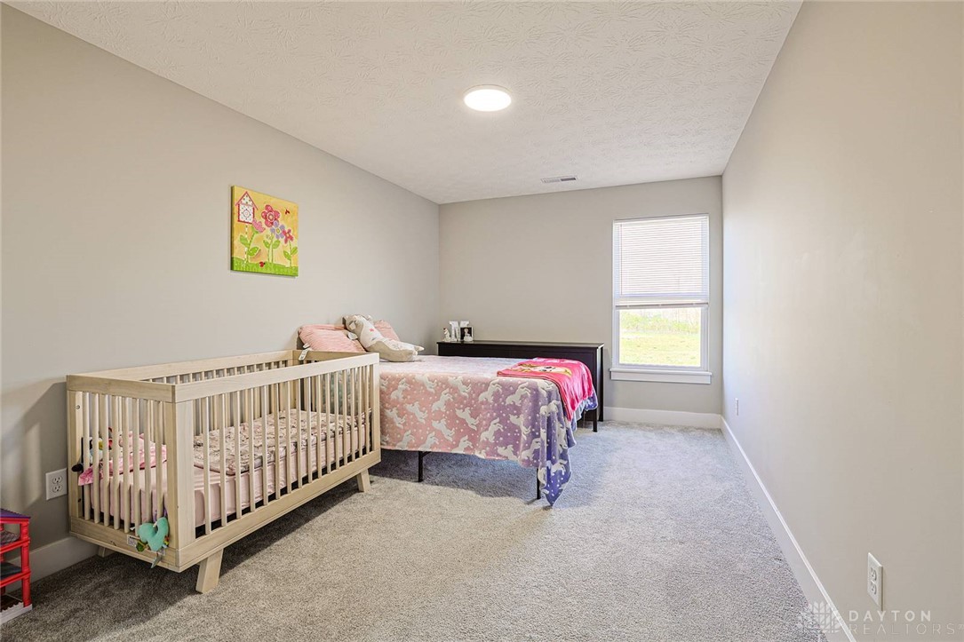 6853 Zerkle Road Springfield, OH 45502 - Photo 31 of 64