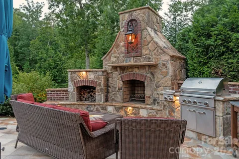 $2,275,000 | 7915 Skye Lochs Drive, Waxhaw, NC 28173