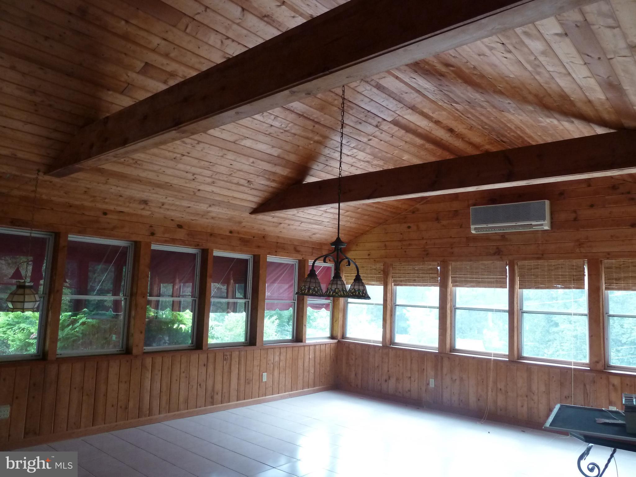 266 West Upper Ferry Road Ewing, NJ 08628 - Photo 2 of 19