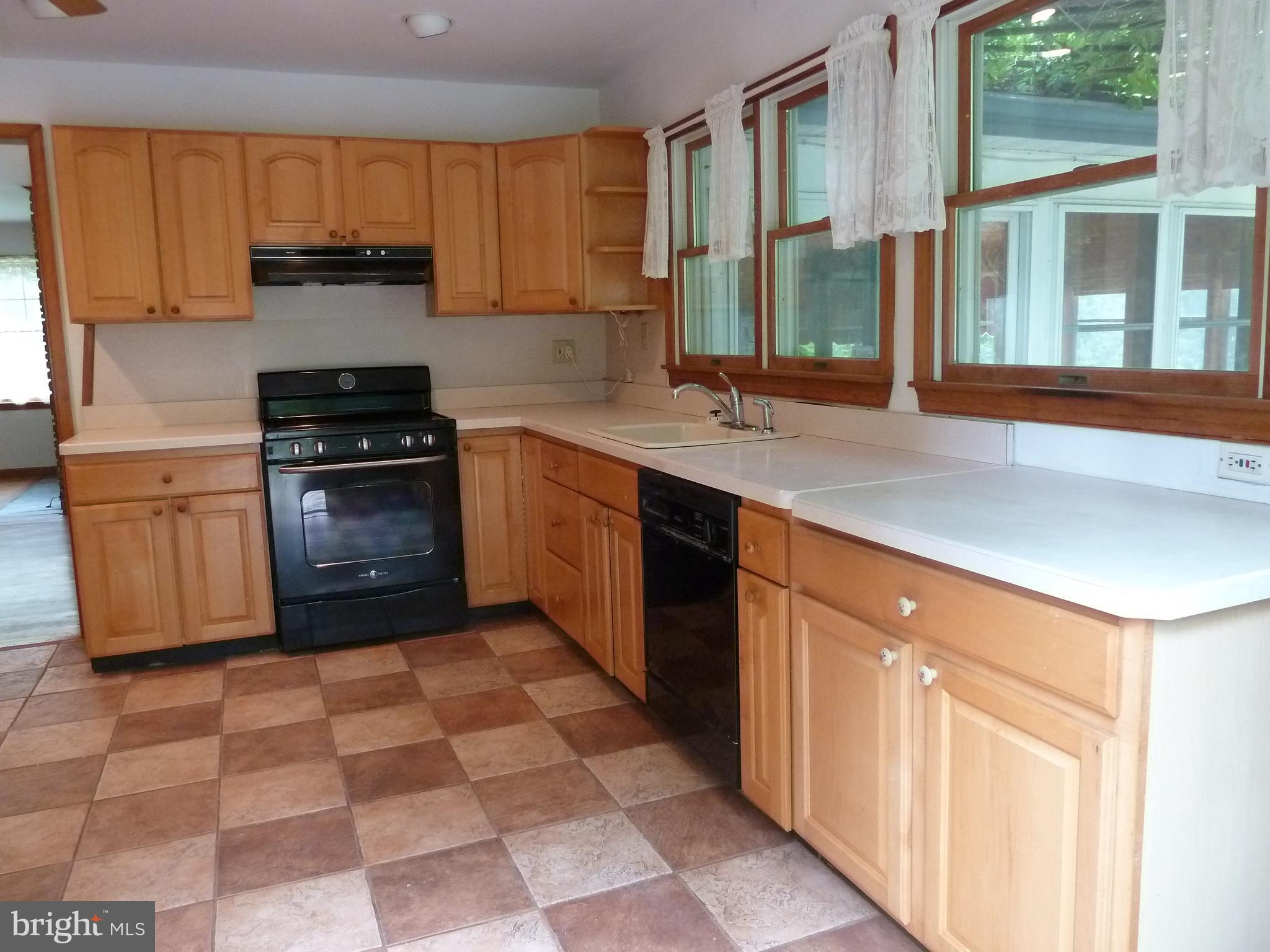 266 West Upper Ferry Road Ewing, NJ 08628 - Photo 7 of 19