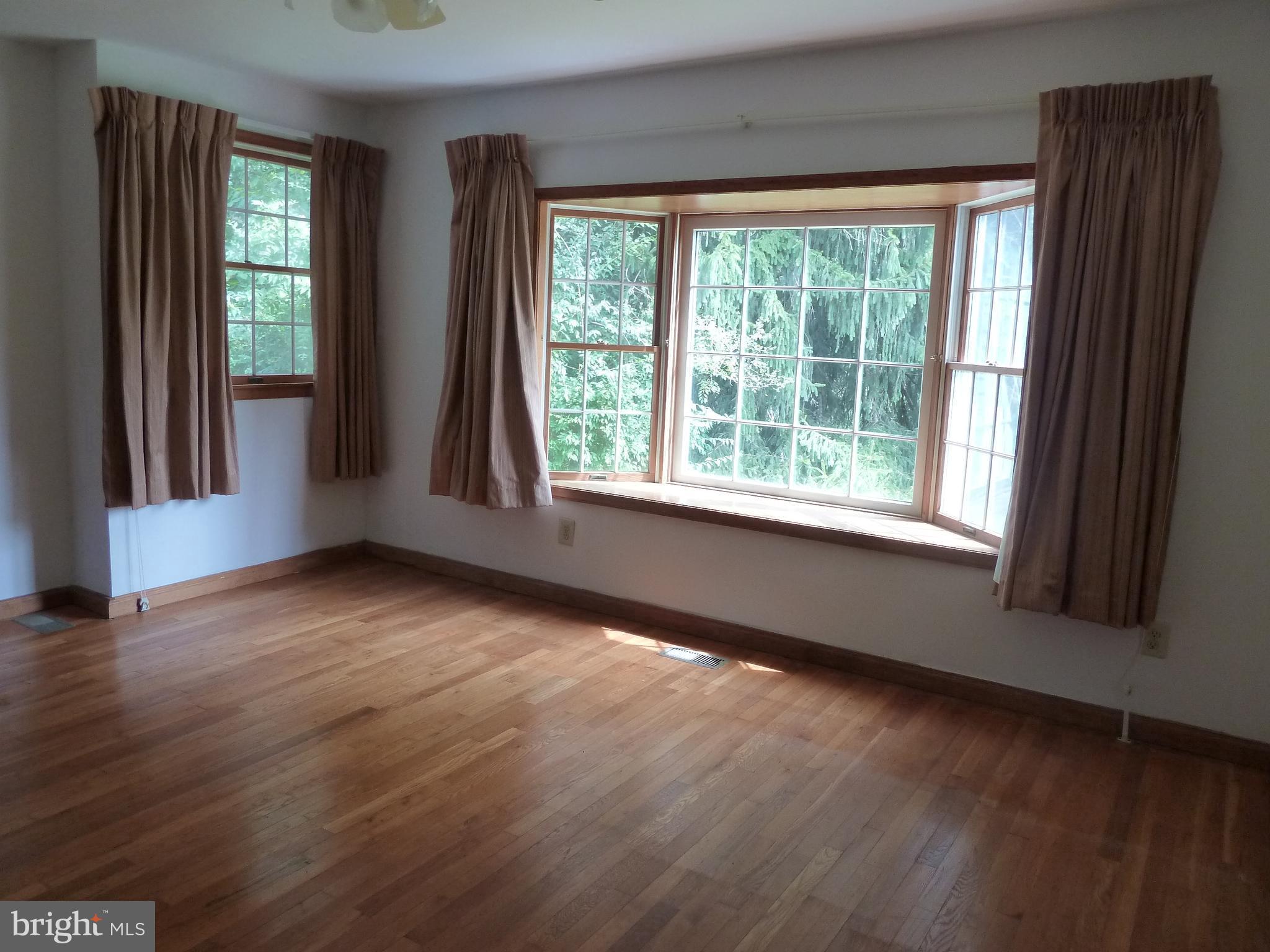 266 West Upper Ferry Road Ewing, NJ 08628 - Photo 8 of 19