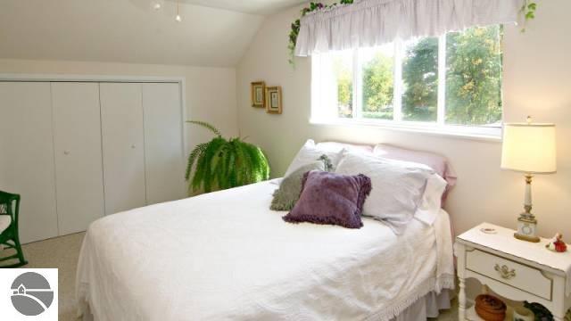 14297 Bluff Road Traverse City, MI 49686 - Photo 15 of 23 1797820-14.JPG