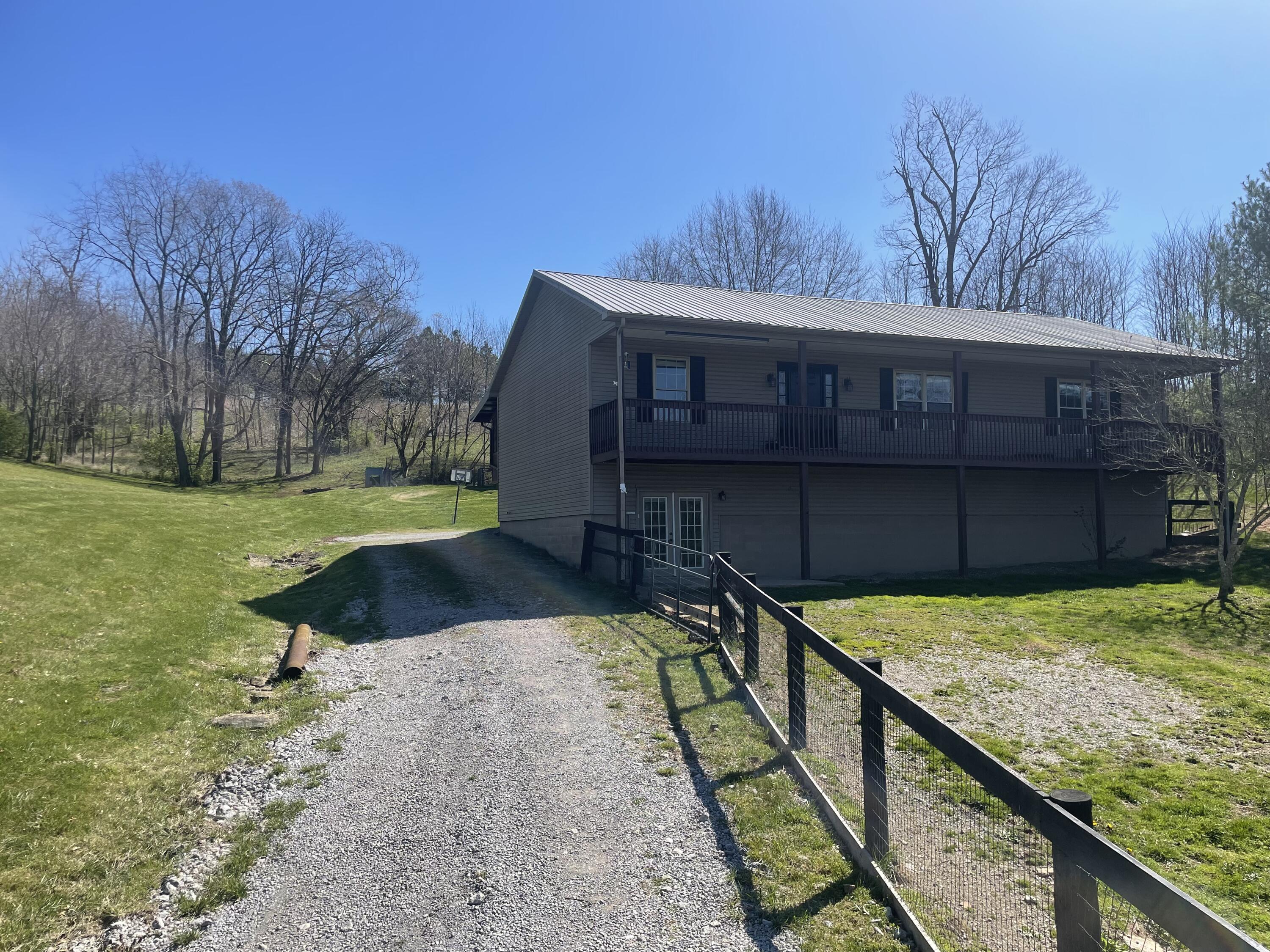 3070 Goshen Road Winchester, KY 40391 - Photo 1 of 38 IMG_4182