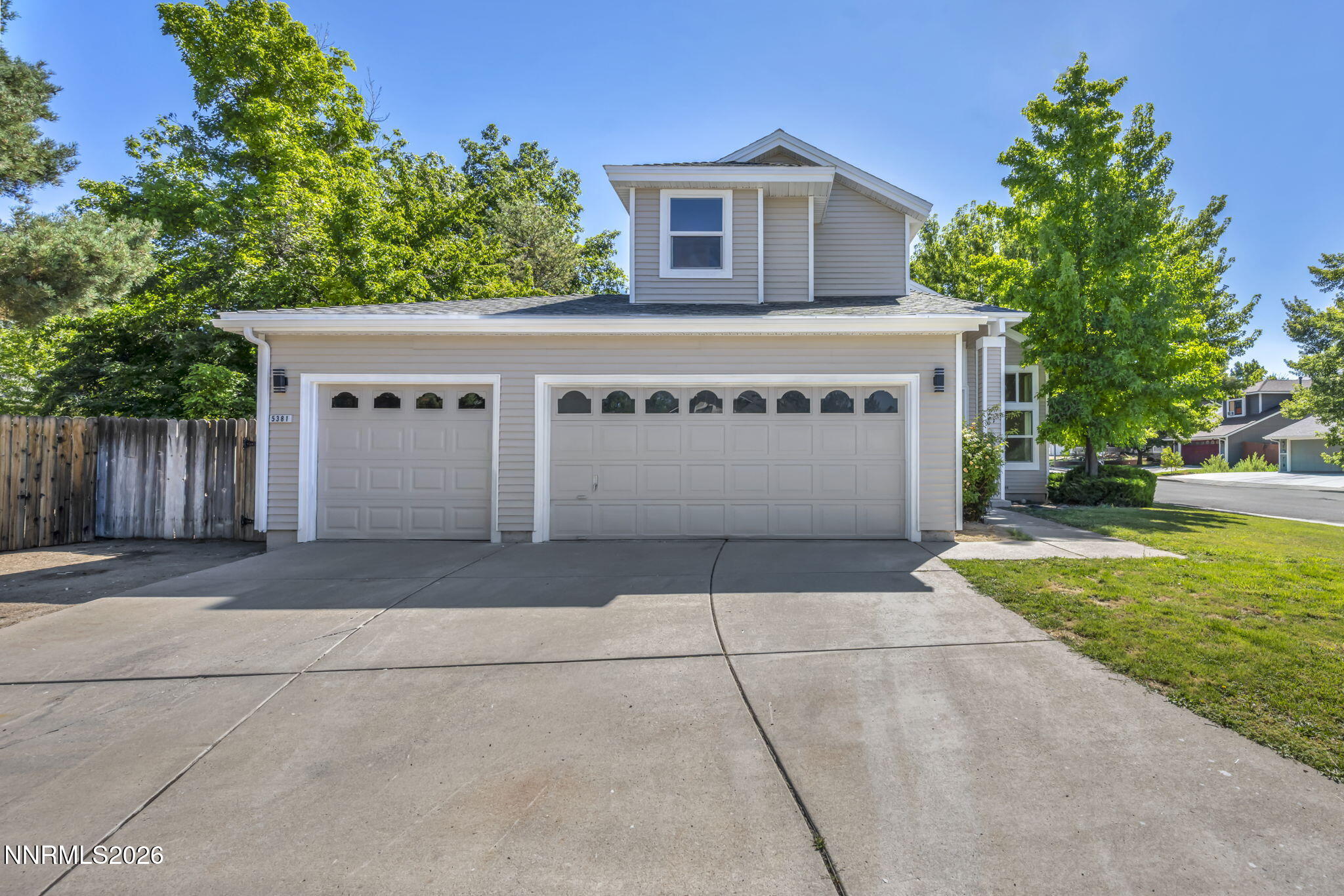 5381 Ladybug Court Reno, NV 89523 - Photo 4 of 36 2-web-or-mls-5381-ladybug-ct