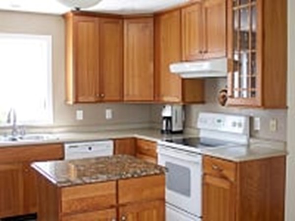 840 Sheldon Road Barre, MA 01005 - Photo 2 of 30