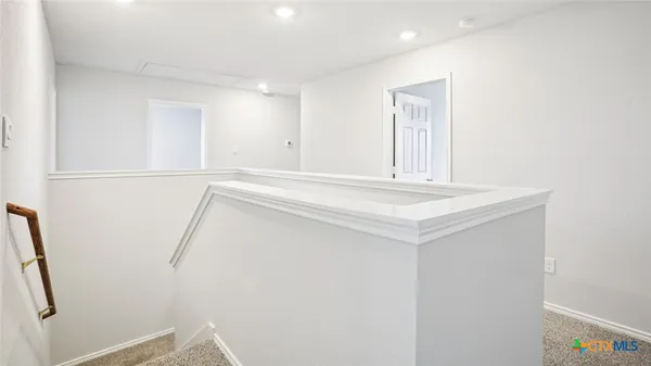 a view of utility room