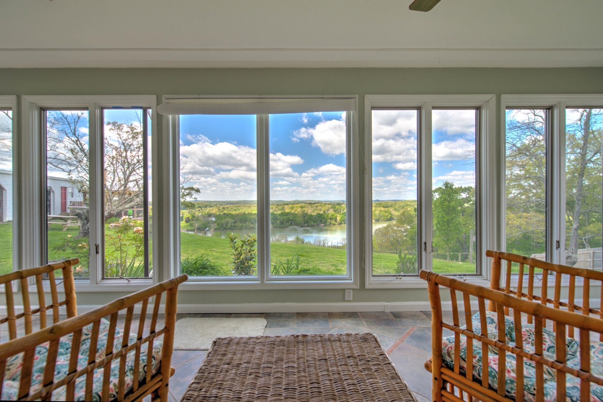 227 Harrison Bend Road Loudon, TN 37774 - Photo 4 of 40 Gallery Image 4