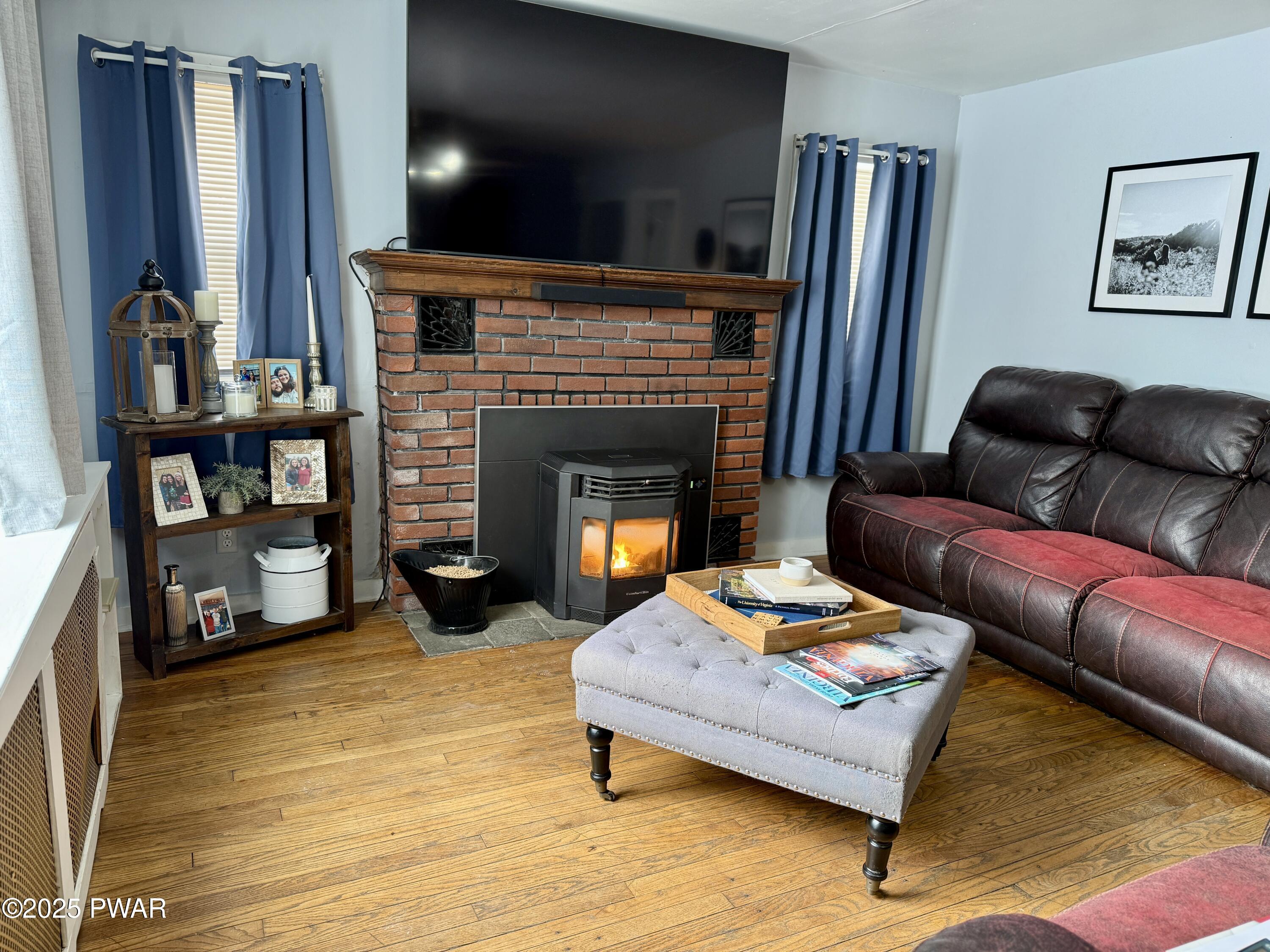 128 Carbondale Road Waymart, PA 18472 - Photo 7 of 32