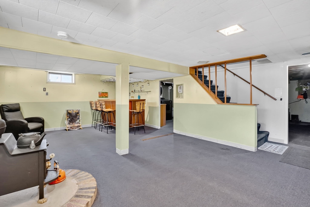 135 Bulat Drive Springfield, MA 01129 - Photo 34 of 42