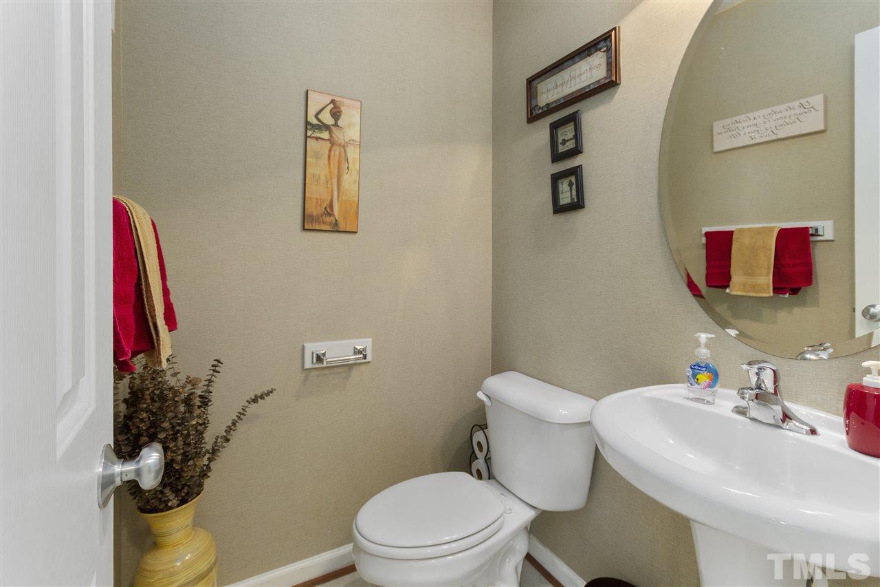 907 Reedy Way Durham, NC 27703 - Photo 5 of 24 Gallery Image 5