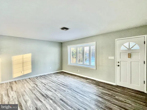 $3,800 | 5233 Kerger Road, Ellicott City, MD 21043