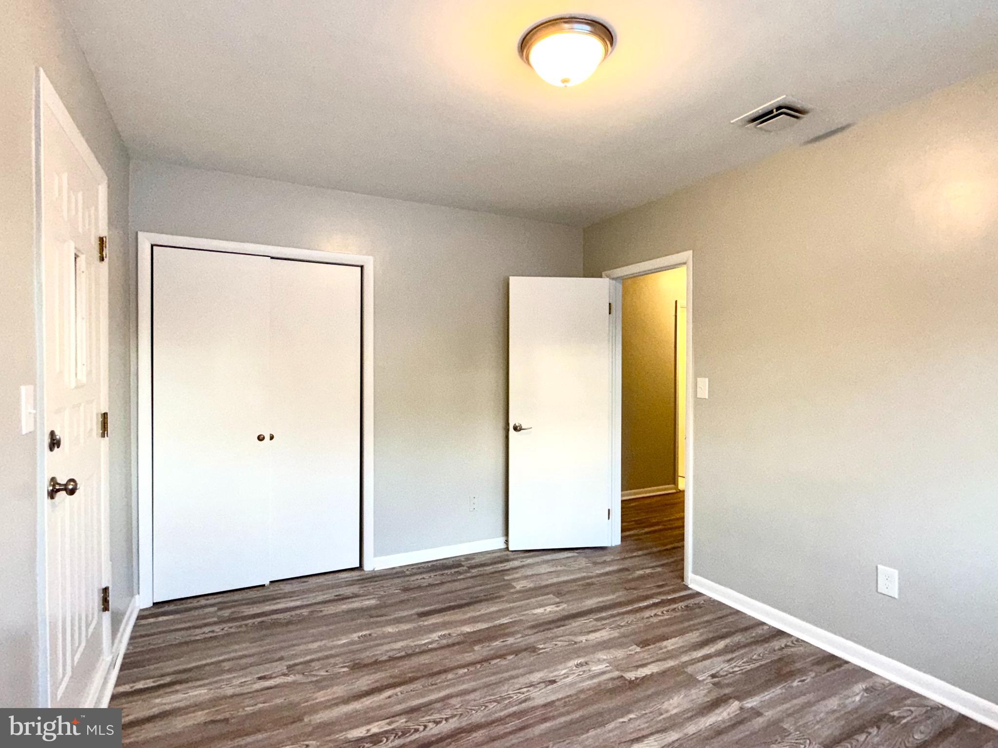 5233 Kerger Road Ellicott City, MD 21043 - Photo 8 of 32