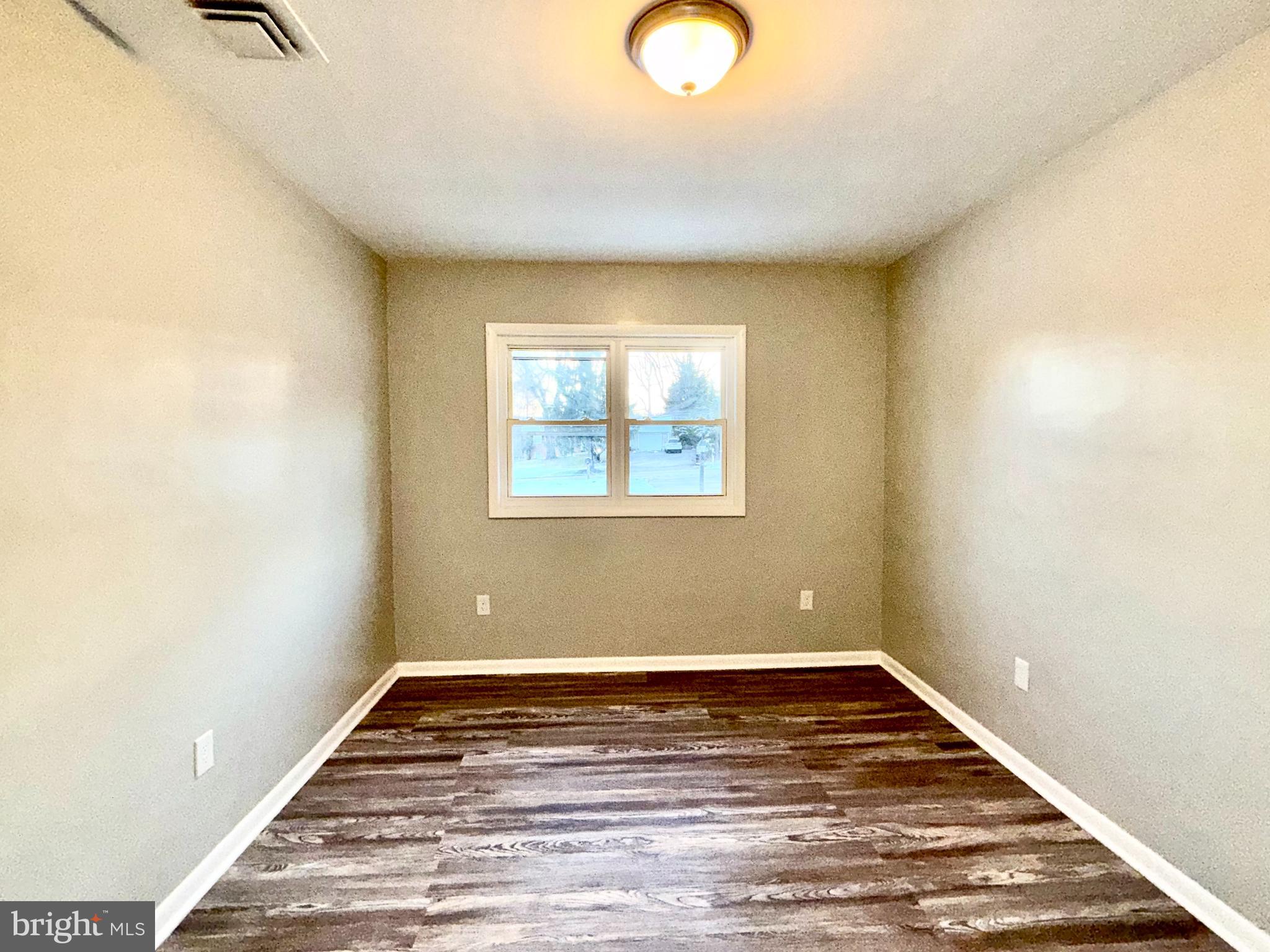 5233 Kerger Road Ellicott City, MD 21043 - Photo 10 of 32