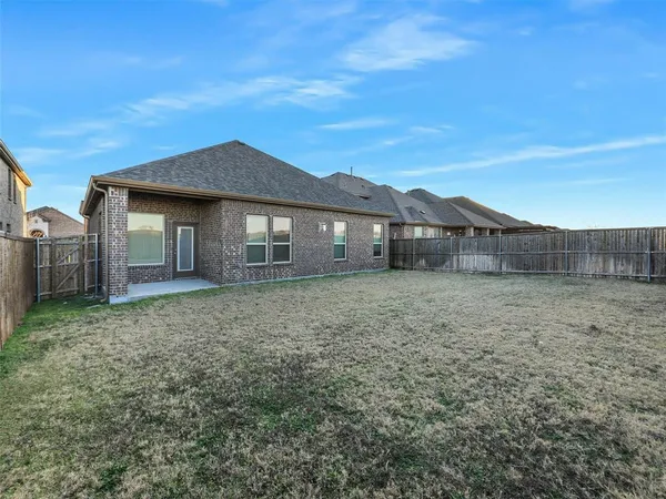 $339,900 | 421 Maverick Street, Anna, TX 75409
