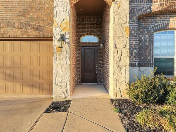 $339,900 | 421 Maverick Street, Anna, TX 75409