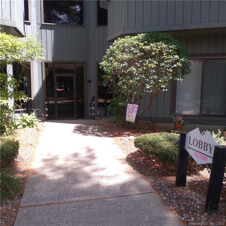 9 Hickory Hill Road, Unit 9 Southington, CT 06489 - Photo 1 of 1 Lobby