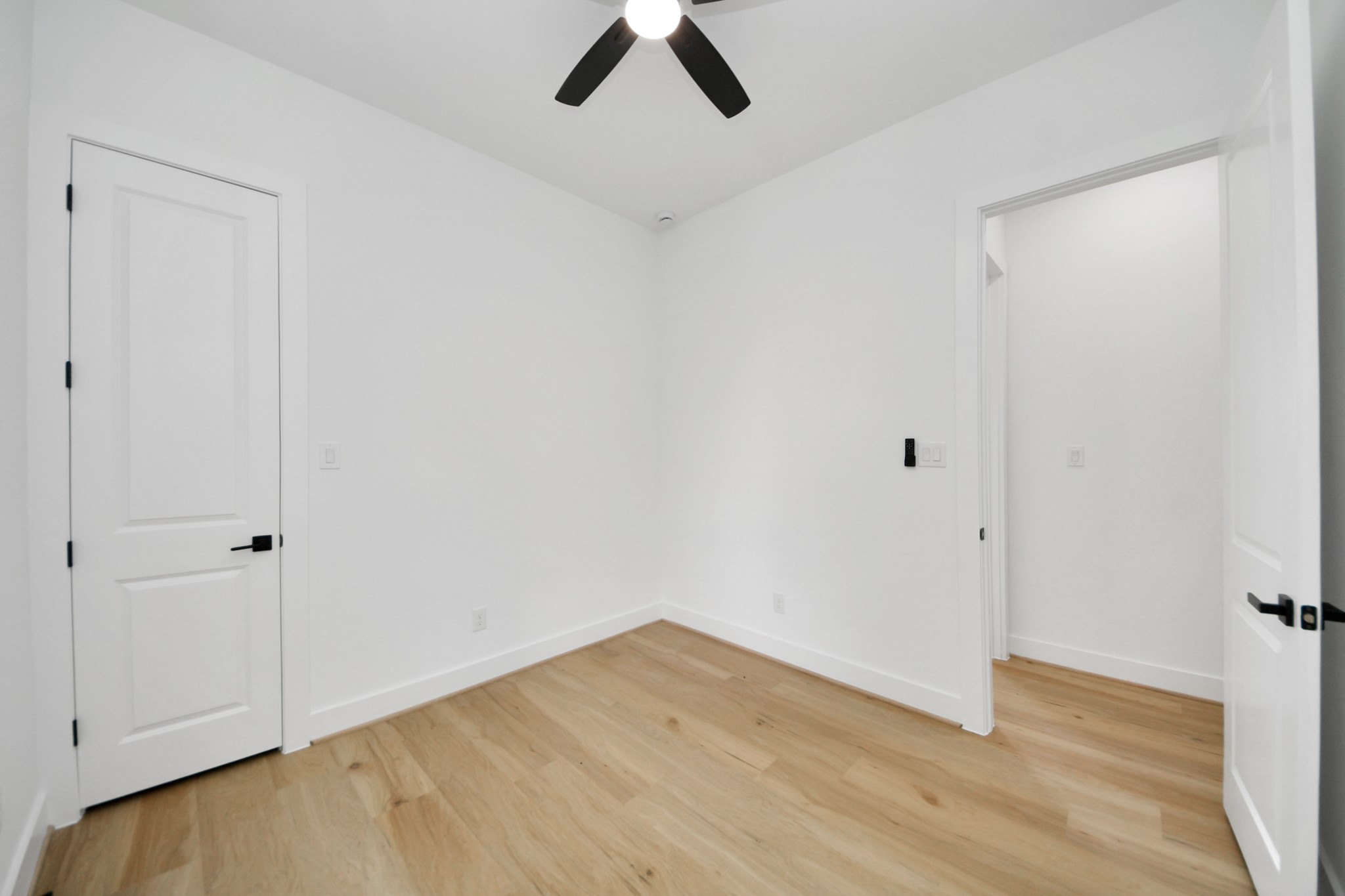 7117 Eastwood Street Houston, TX 77021 - Photo 22 of 35