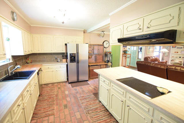 605 Hancock Road Fairhope, AL 36532 - Photo 17 of 38
