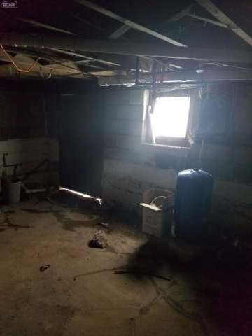 9515 Saginaw Road Reese, MI 48757 - Photo 28 of 33 21169436-27.JPG