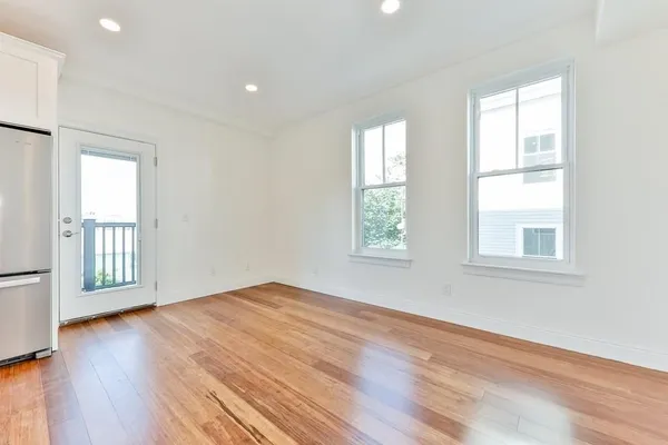 $3,500 | 44 West Eagle Street, Unit 2, Boston, MA 02128