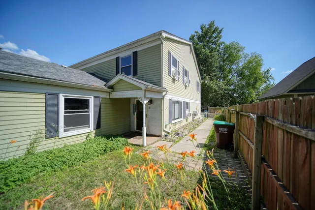 $122,000 | 317 Clark Street, Unit B, Clinton, MI 49236