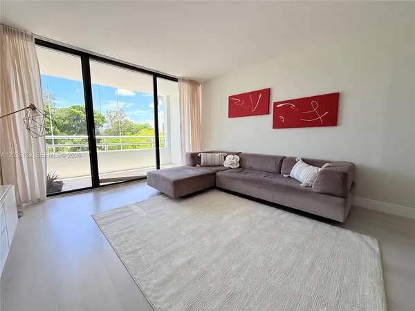$2,750 | 20355 Northeast 34th Court, Unit 324, Aventura, FL 33180