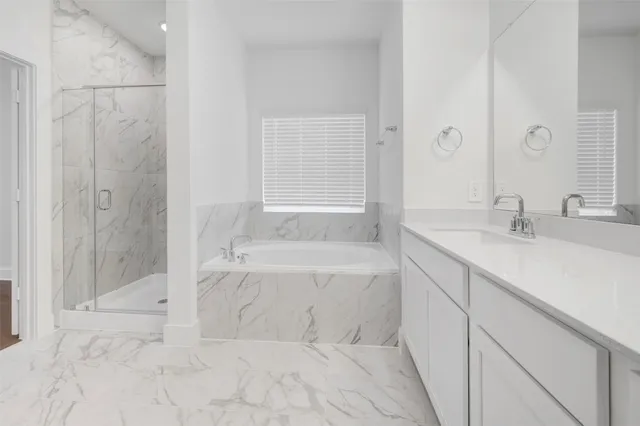 a view of yard with a car porch