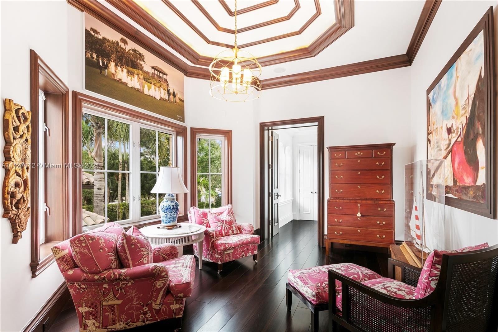 372 Regatta Drive Jupiter, FL 33477 - Photo 65 of 93 a living room with furniture and a window