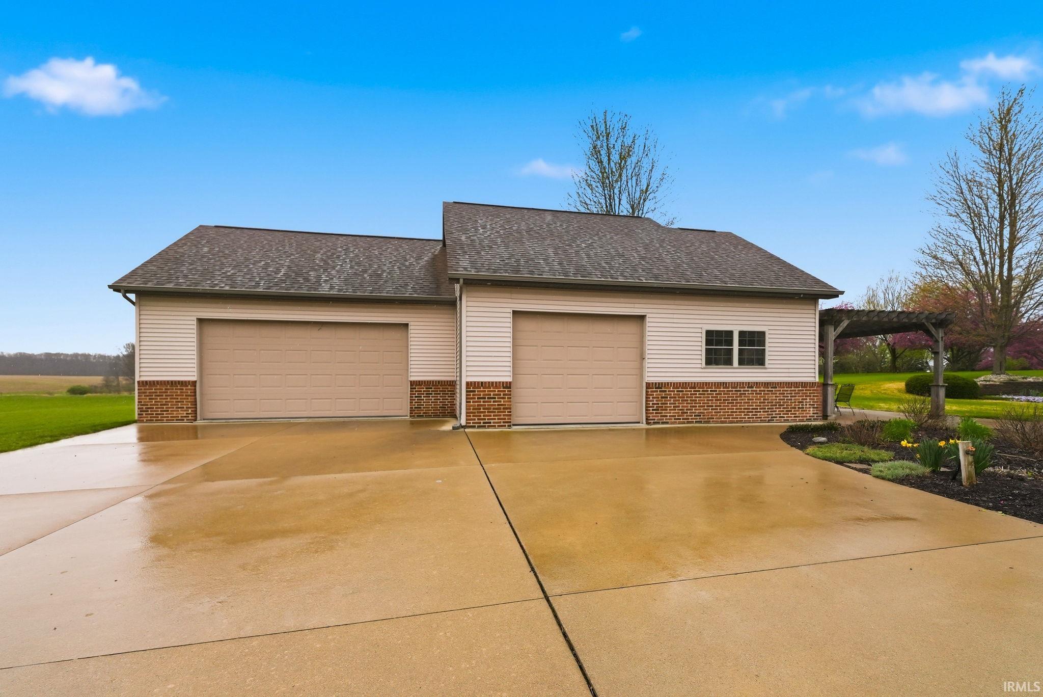 6862 County Road 40 Butler, IN 46721 - Photo 5 of 36 Gallery Image 5