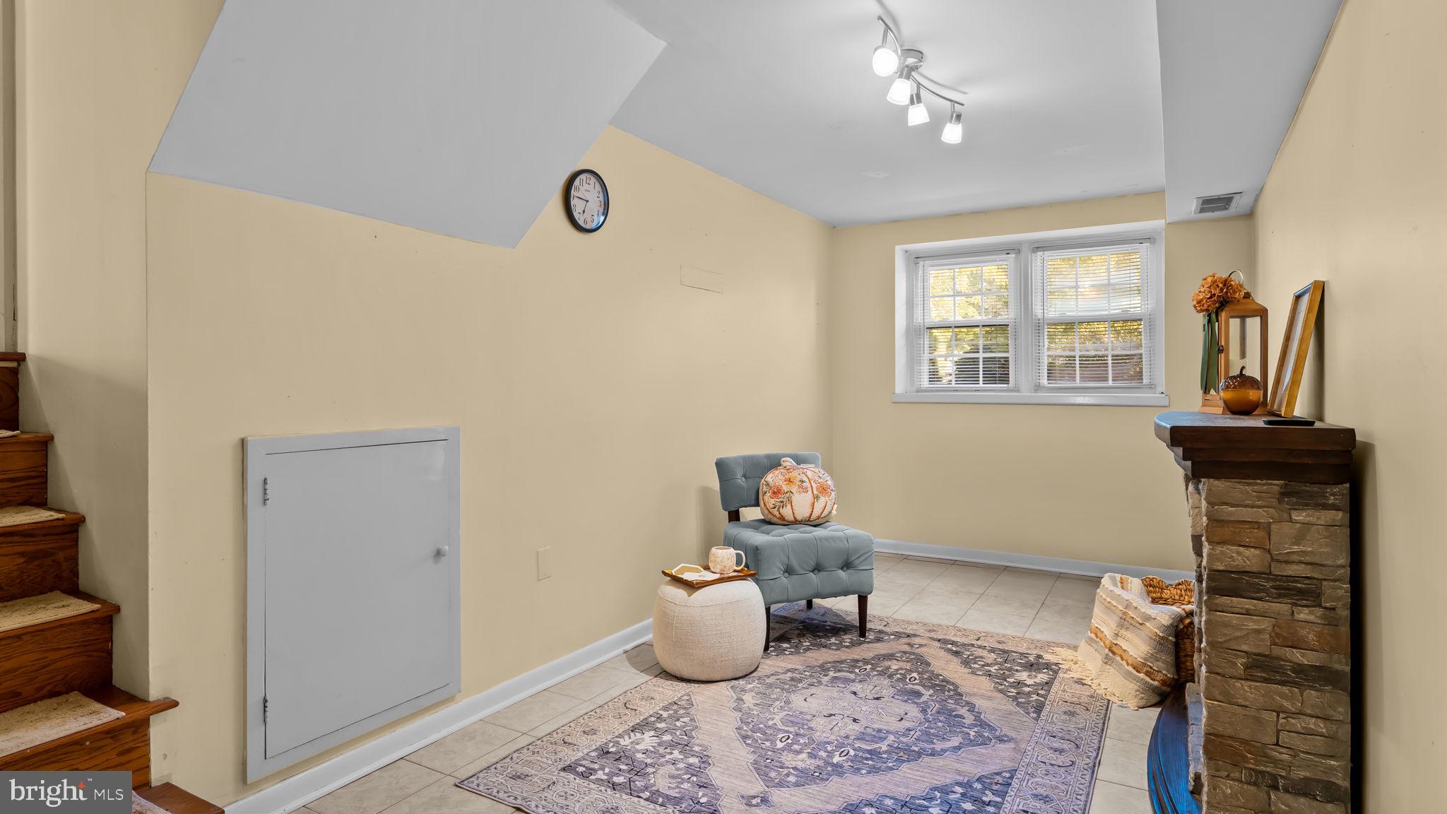 1002 Windsor Road Warminster, PA 18974 - Photo 23 of 57 a room with toys and a window
