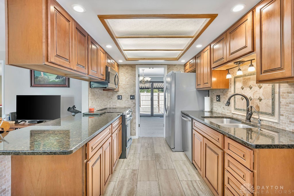 7820 Rain Tree Road Dayton, OH 45459 - Photo 12 of 48 Gallery Image 12