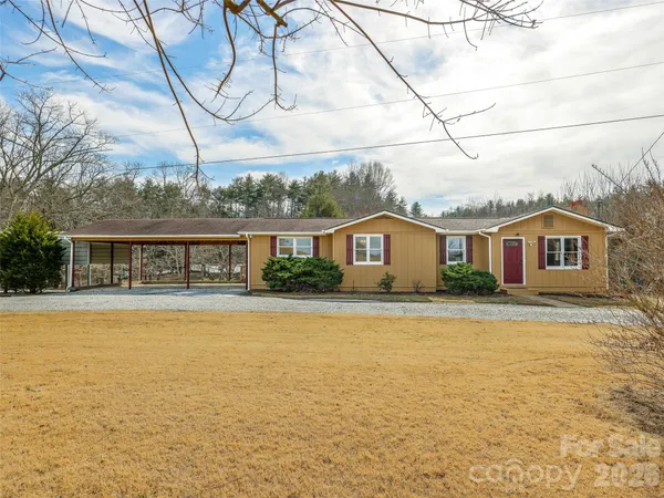 $425,000 | 428 Jackson Road, Fletcher, NC 28732