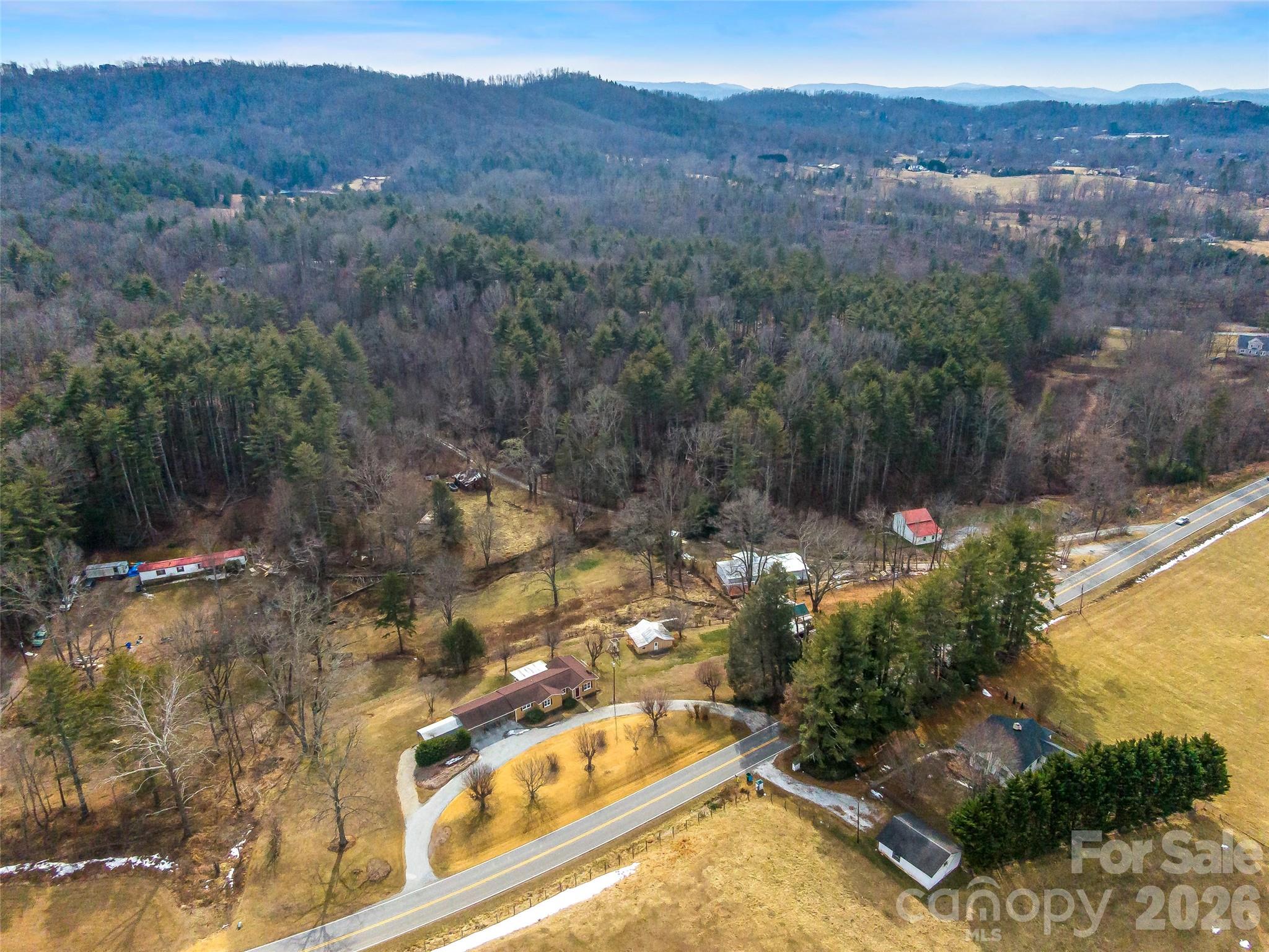 428 Jackson Road Fletcher, NC 28732 - Photo 5 of 48