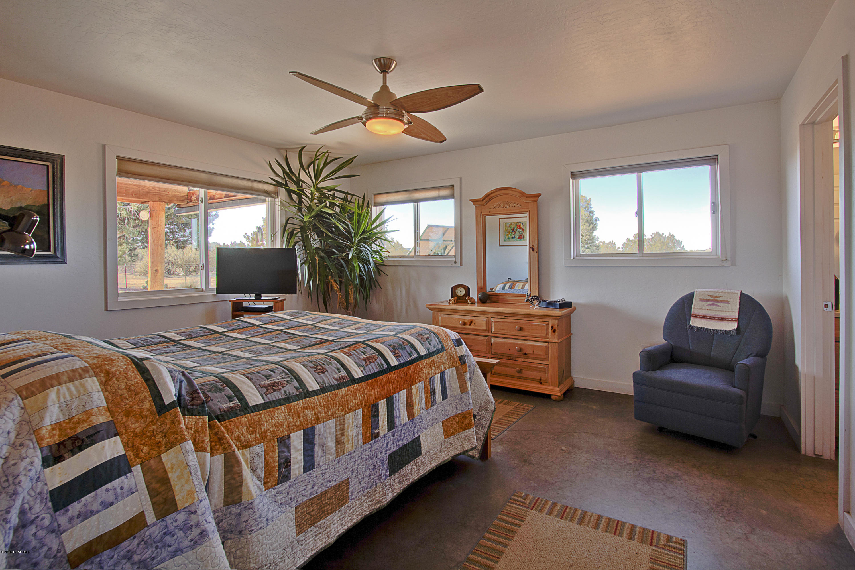 2 2 Rut Road Ash Fork, AZ 86320 - Photo 19 of 32 Master Suite.