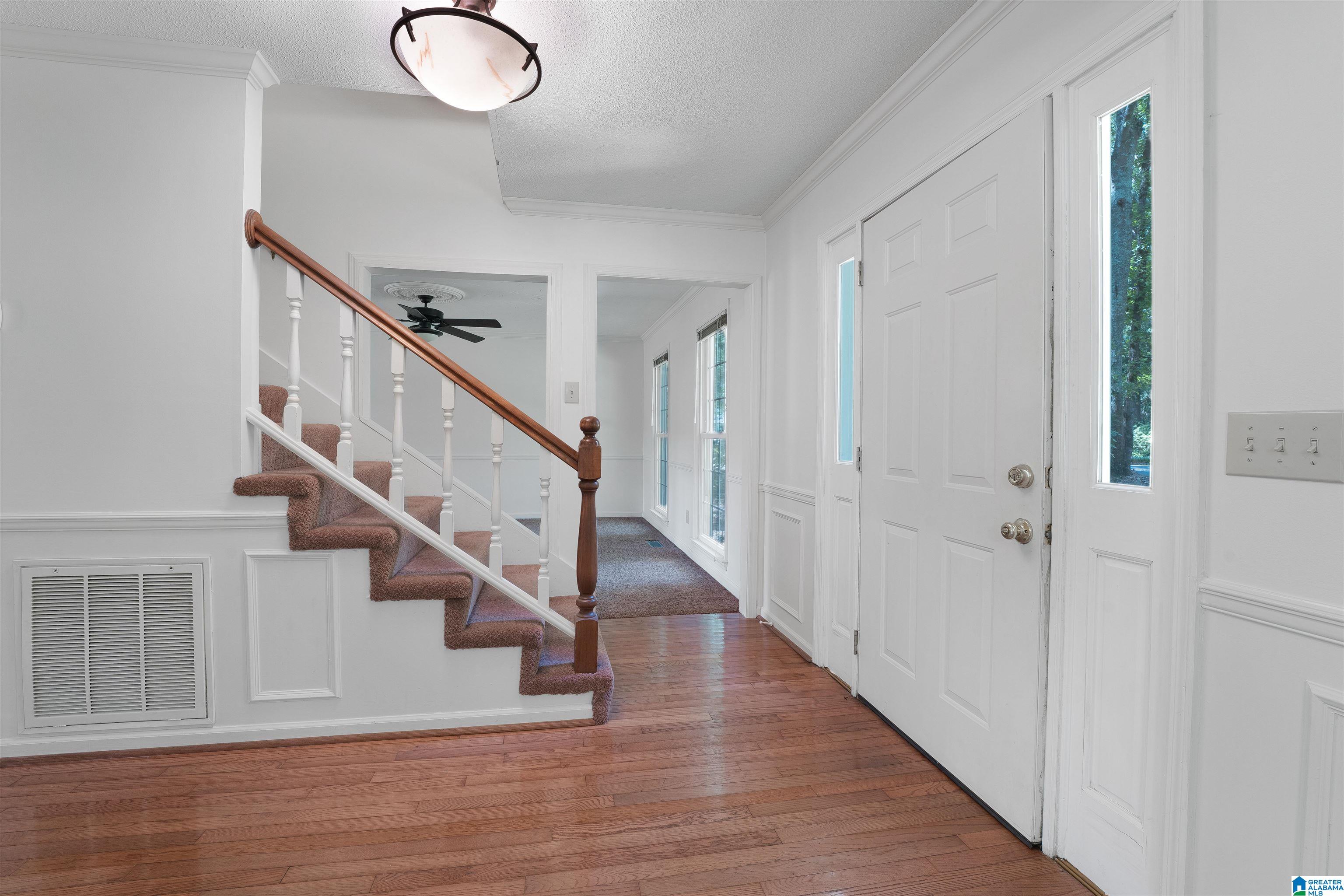 2113 Aaron Road Pelham, AL 35124 - Photo 9 of 22 Gallery Image 9