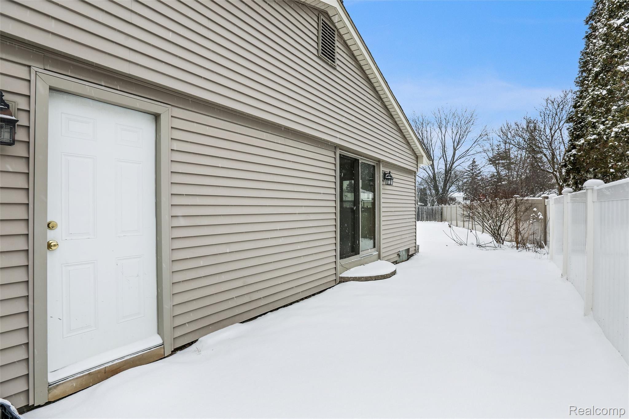 22644 Shadowpine Way Novi, MI 48375 - Photo 27 of 32 28-22644 Shadowpine Way0025.jpg