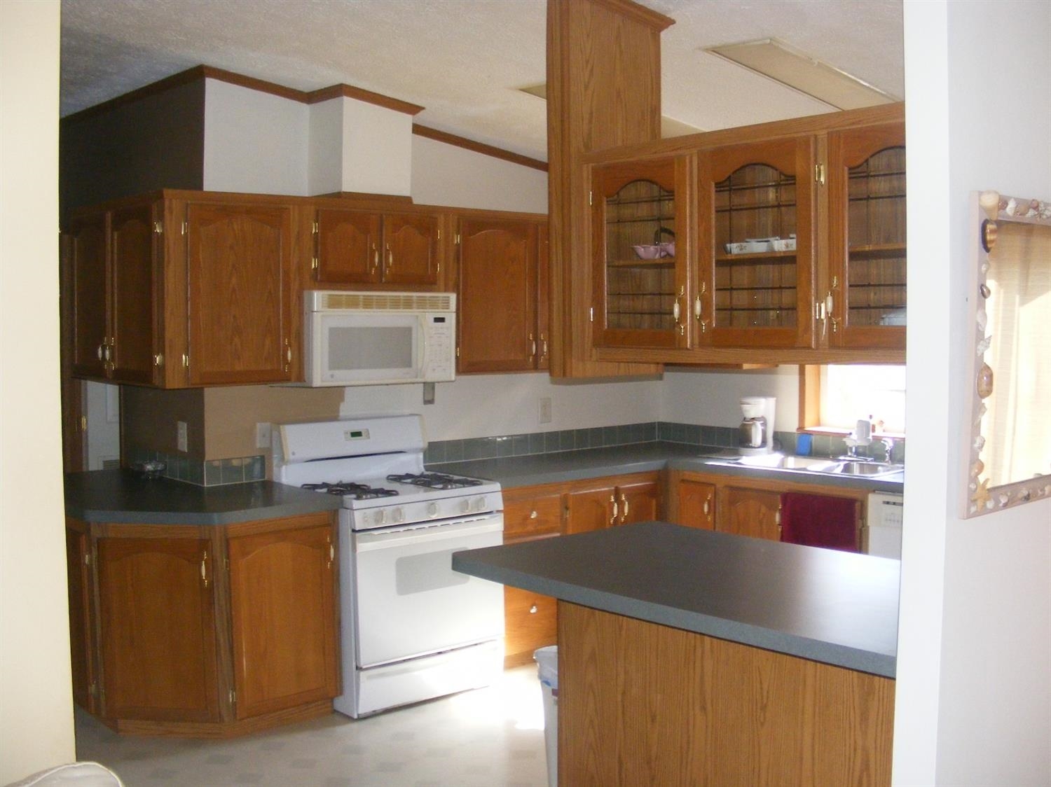 1402 Burlington Beach Road Valparaiso, IN 46383 - Photo 8 of 10 1500x1124