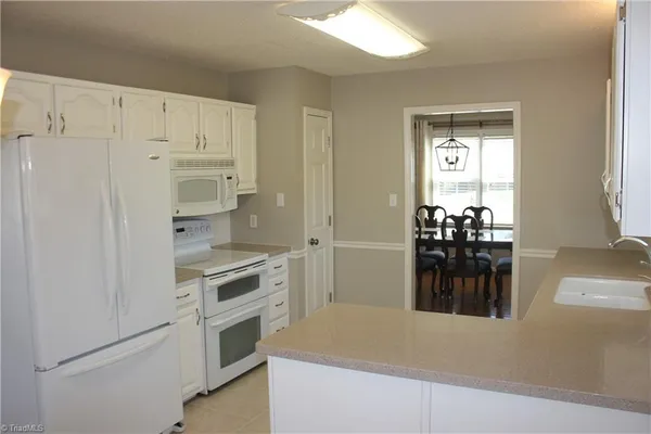 $284,900 | 4140 Willmeade Drive, Winston-Salem, NC 27127